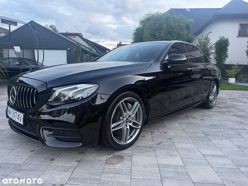 Mercedes-Benz Klasa E 300 9G-TRONIC - 24