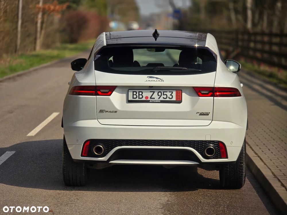 Jaguar E-Pace P200 AWD R-Dynamic - 17
