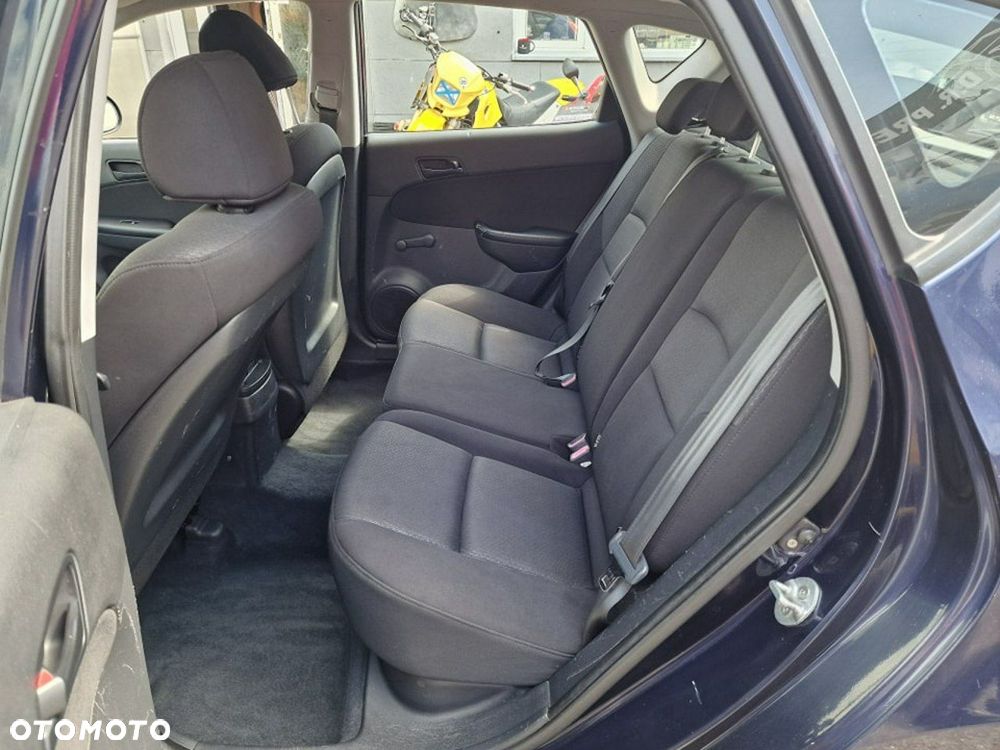 Hyundai i30 1.6 CRDi Comfort - 19