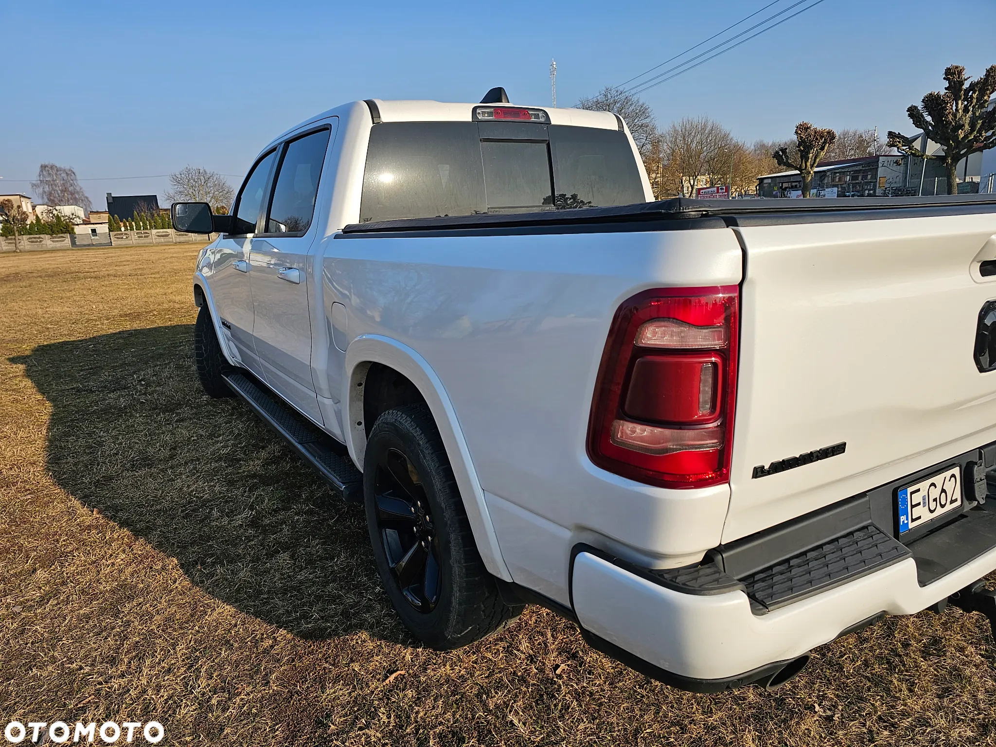 RAM 1500 5.7 Crew Cab Laramie - 16