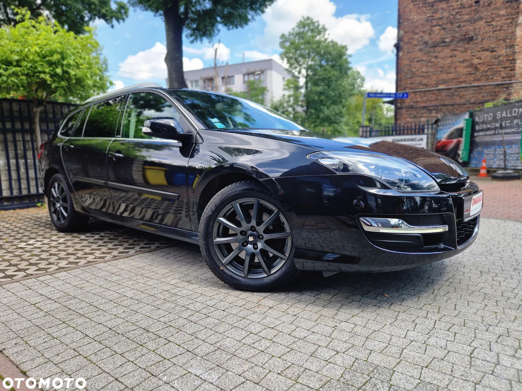 Renault Laguna Grandtour dCi 150 FAP Start-Stop GT - 2