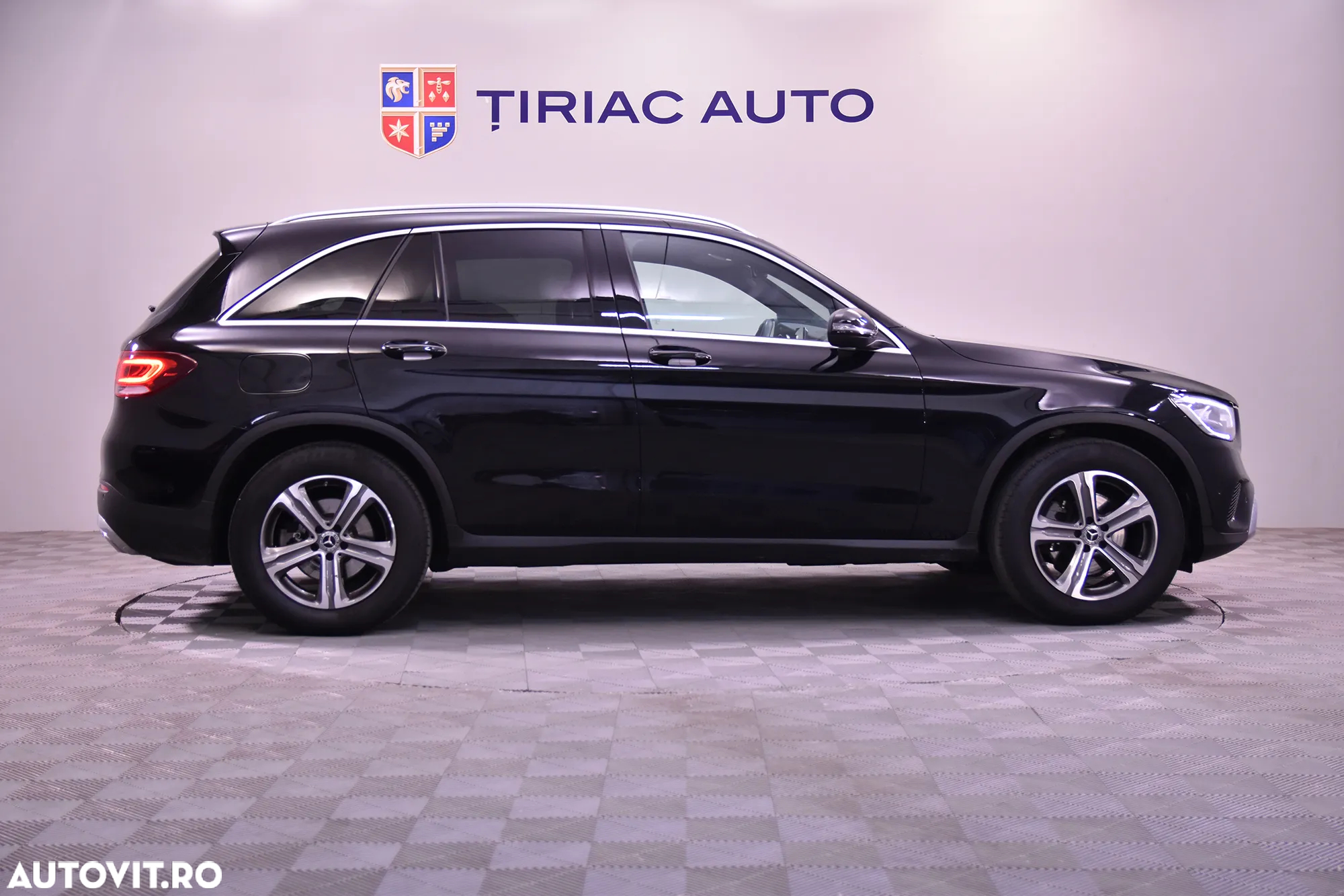 Mercedes-Benz GLC 220 d 4MATIC - 6