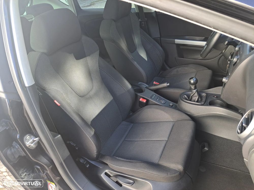 SEAT Leon 1.6 TDI Sport - 7