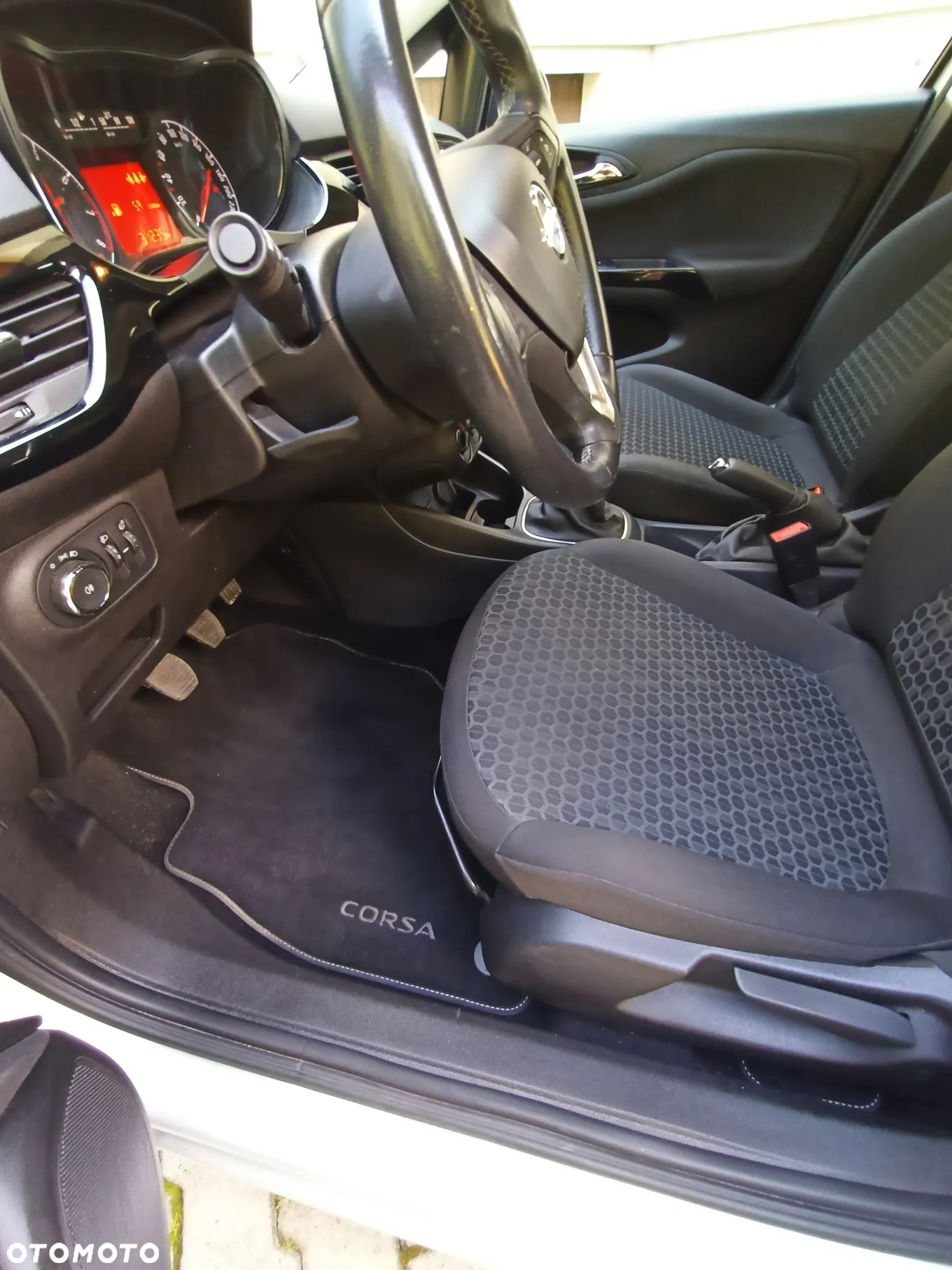Opel Corsa 1.4 Edition - 11
