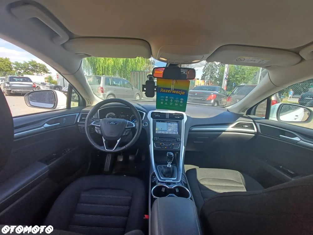 Ford Mondeo 2.0 TDCi ECOnetic Start-Stopp Business Edition - 17