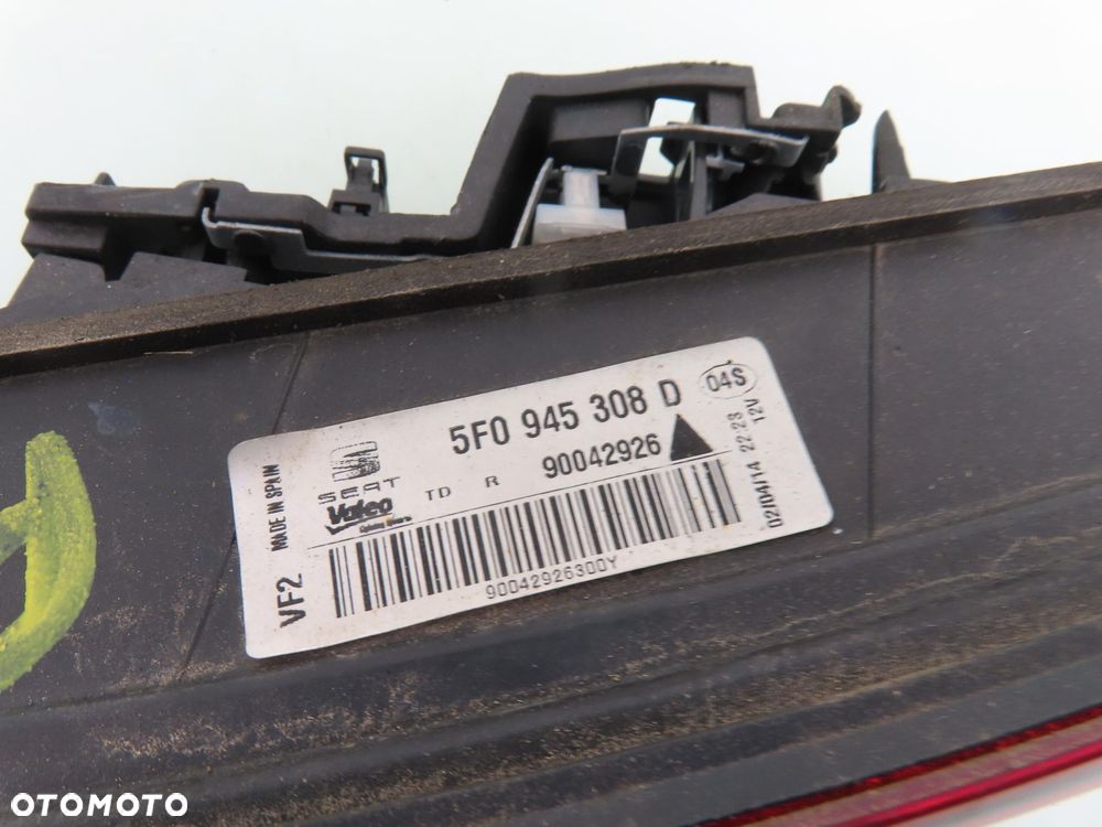 LAMPA PRAWA TYLNA KLAPA SEAT LEON III 5F0945308D - 5