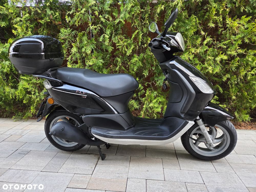 Piaggio FLY - 2