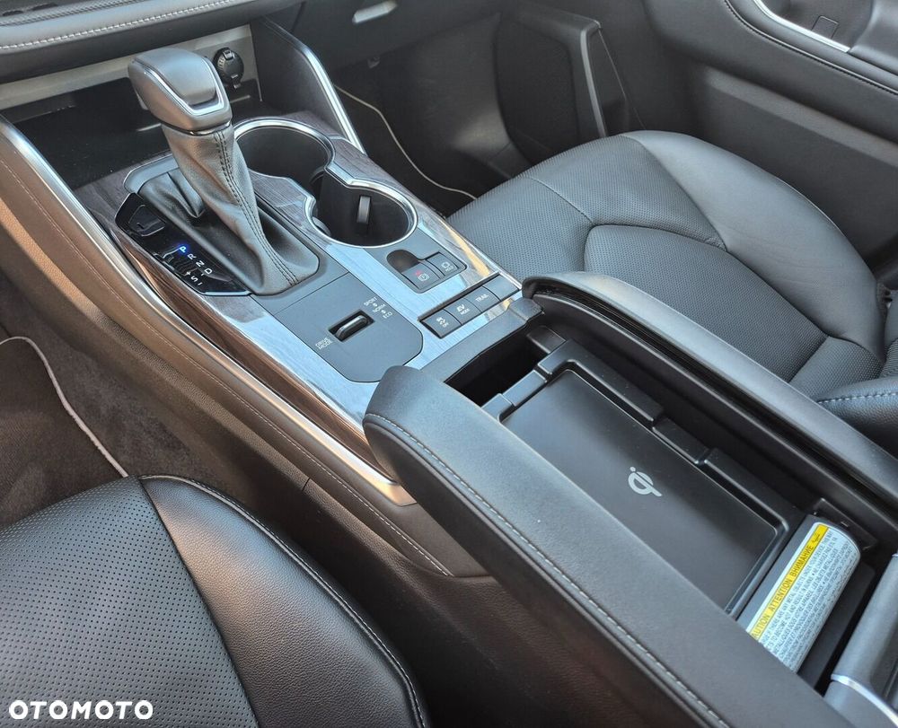 Toyota Highlander 2021