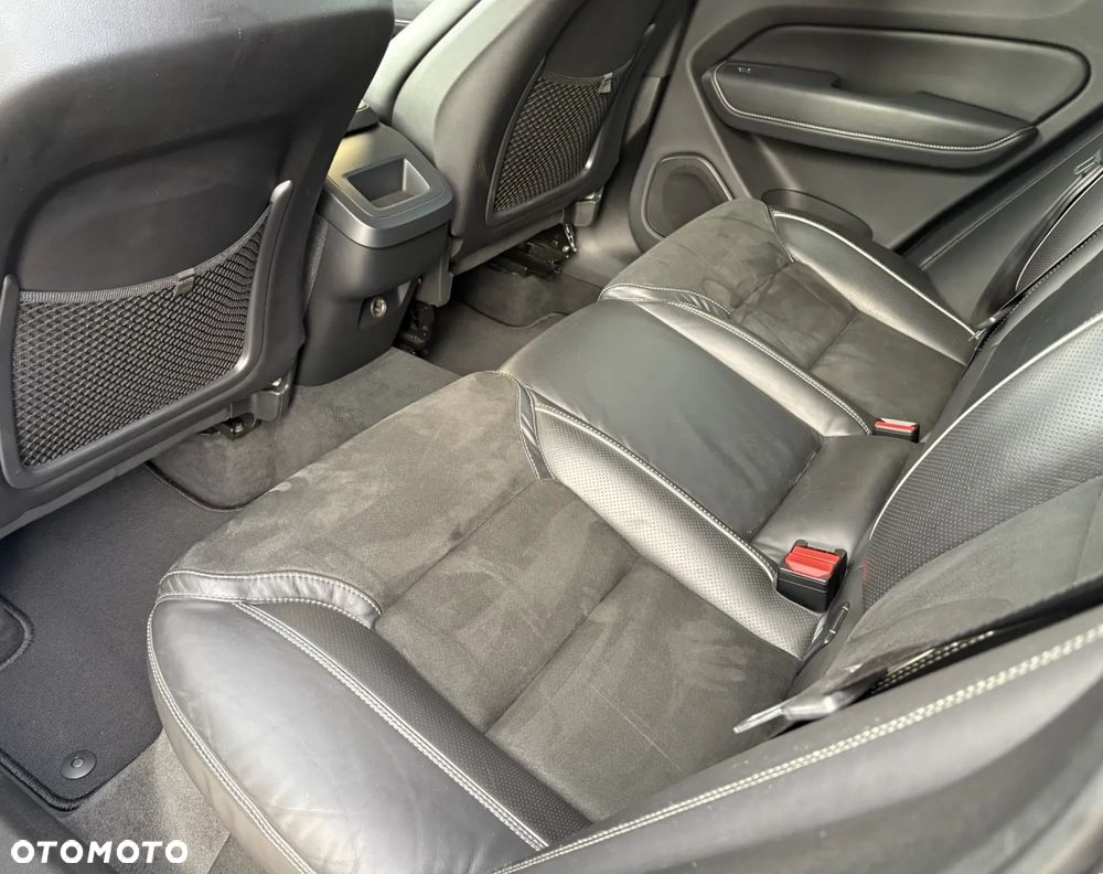 Volvo XC 60 D4 SCR AWD R-Design - 23