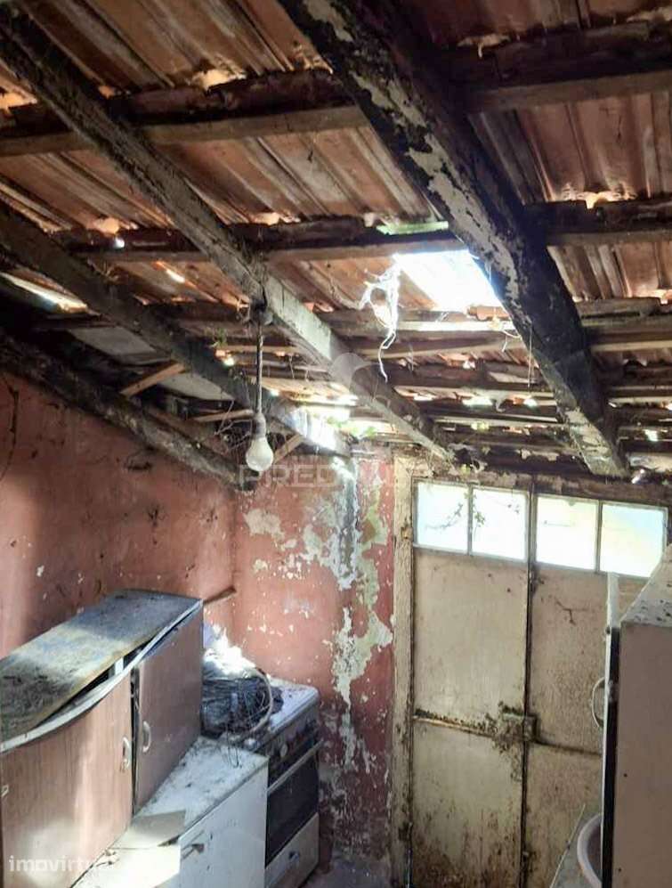 CASA TÉRREA NA ZONA DA LIXA, FELGUEIRAS, PORTO - Grande imagem: 2/6