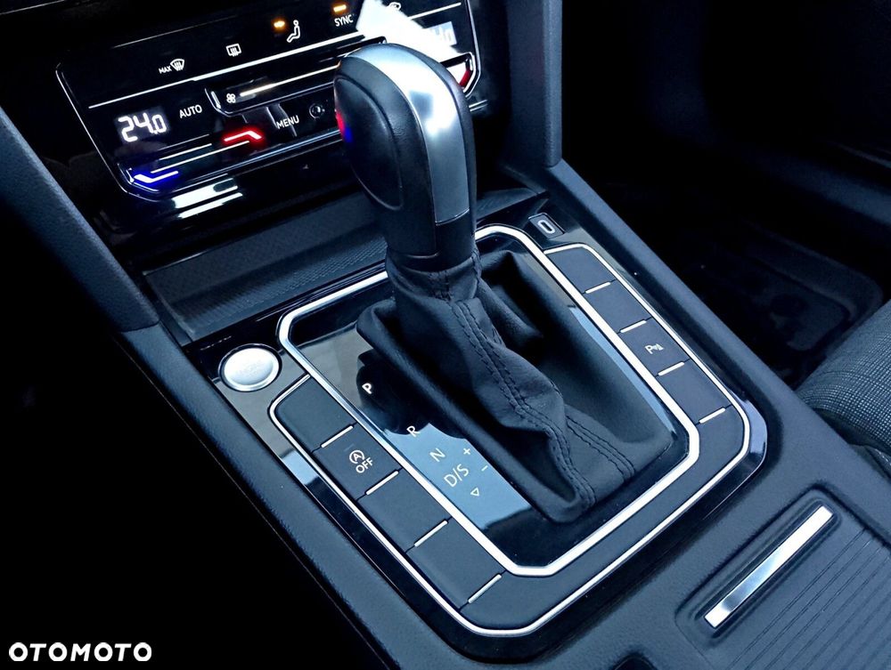 Volkswagen Passat 2.0 TDI EVO Business DSG - 26