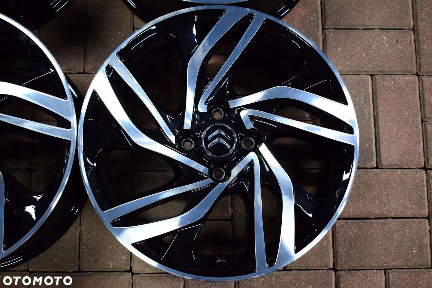 CITROEN 17 C4 DS4 DS5 Oryginał Jak Nowe - 2