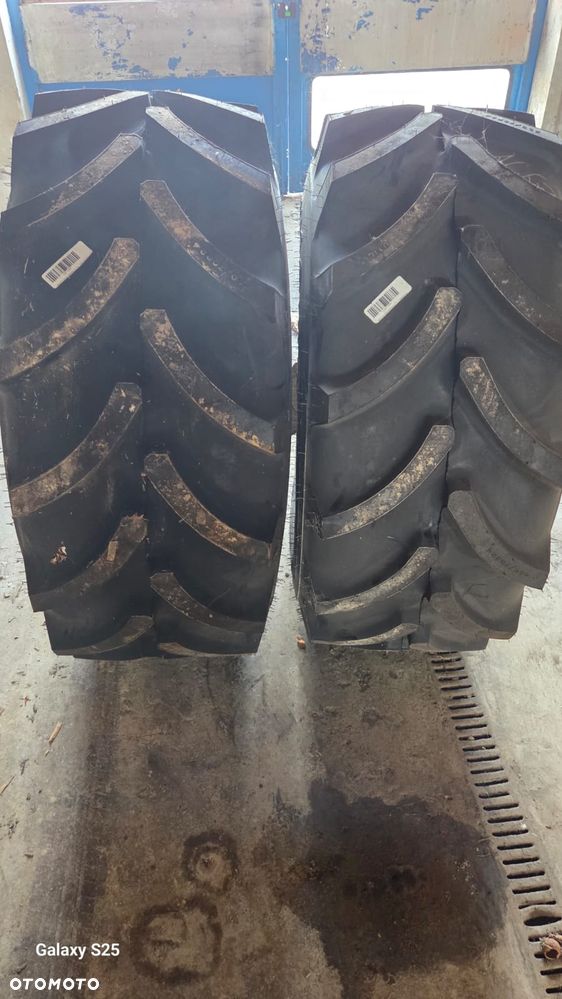 opona Firestone 460/70R24 , ładowarka - 2