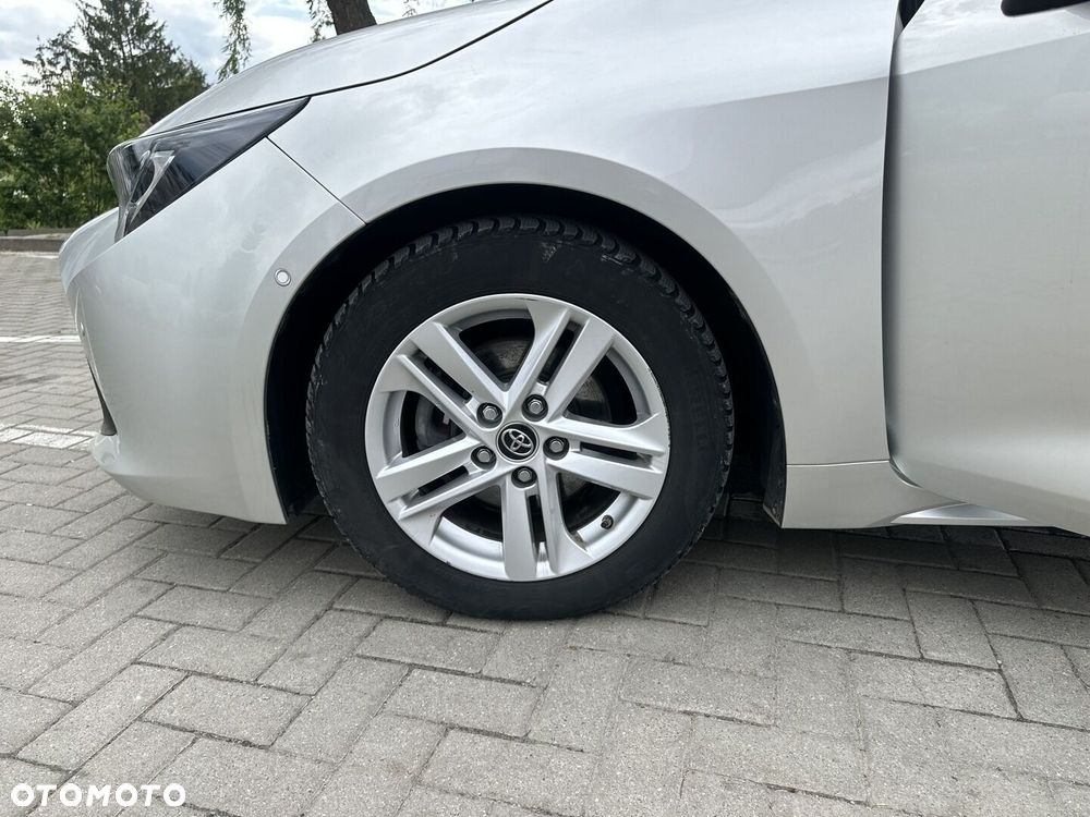 Toyota Corolla - 19