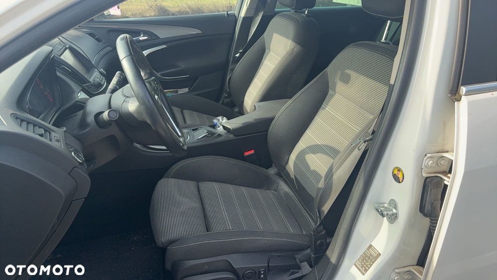 Opel Insignia 1.6 T Edition S&S - 4