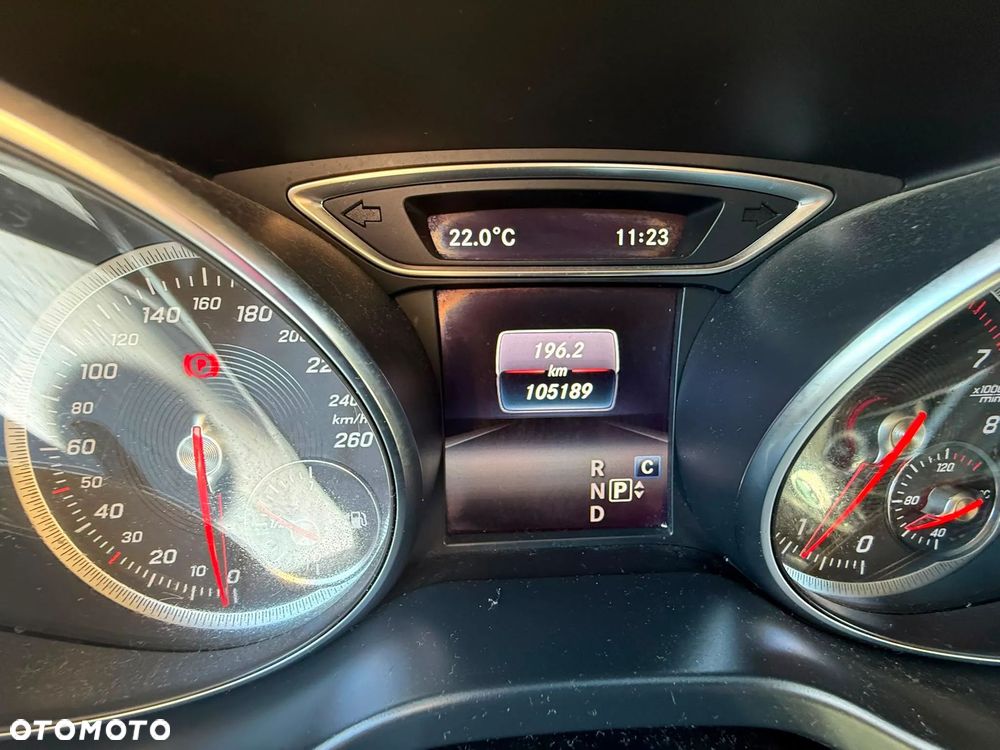 Mercedes-Benz GLA 200 7G-DCT Urban - 7