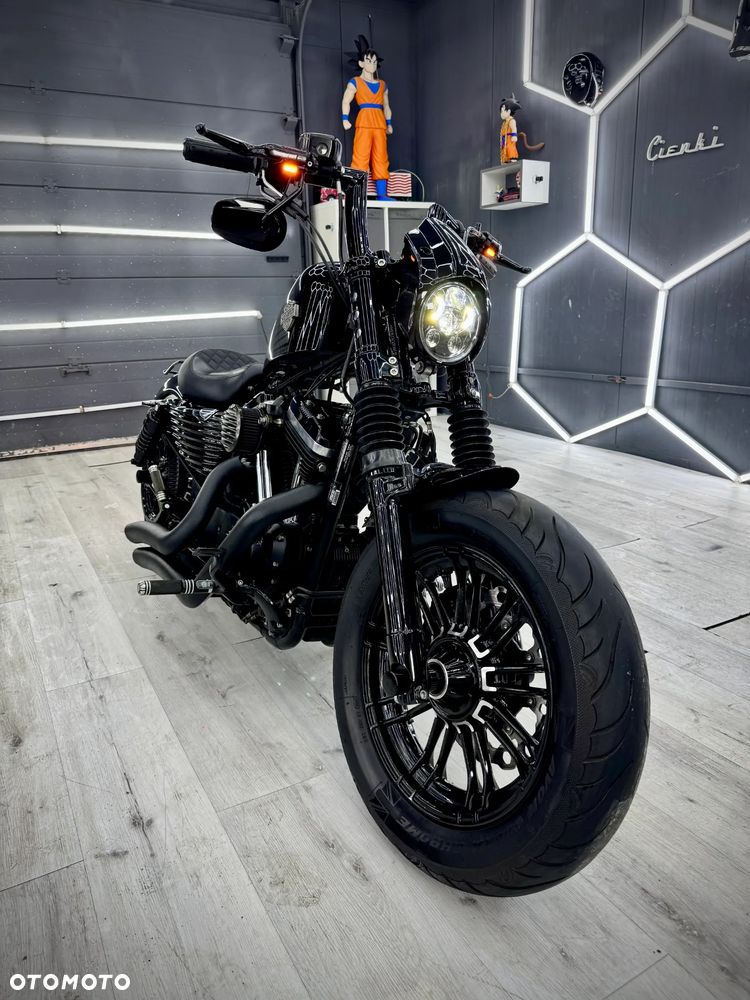 Harley-Davidson Sportster Forty-Eight - 16