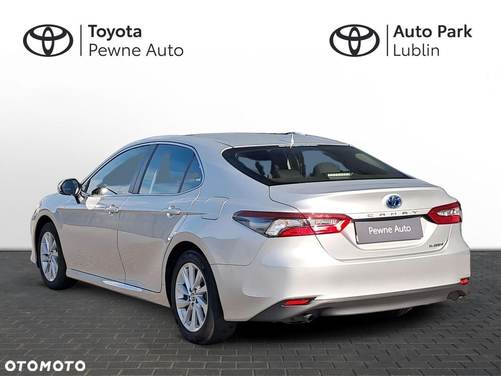 Toyota Camry 2.5 Hybrid Comfort CVT - 4