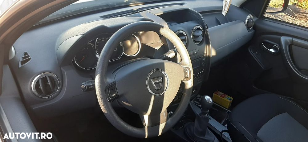 Dacia Duster 1.2 TCe 4x4 Laureate - 12