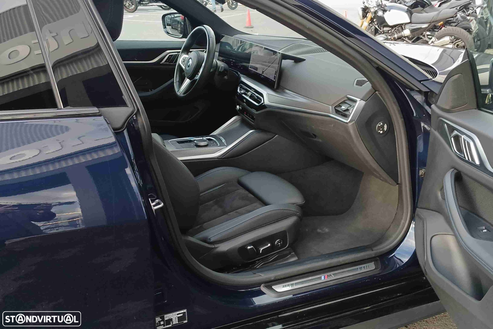 BMW i4 eDrive40 Desportiva M - 8