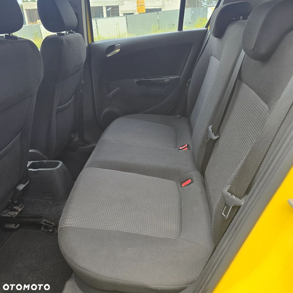 Opel Corsa - 12