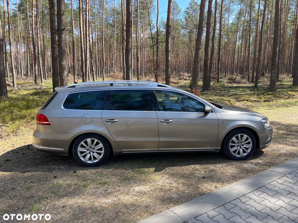 Volkswagen Passat 2.0 TDI Comfortline R-Style DSG - 8