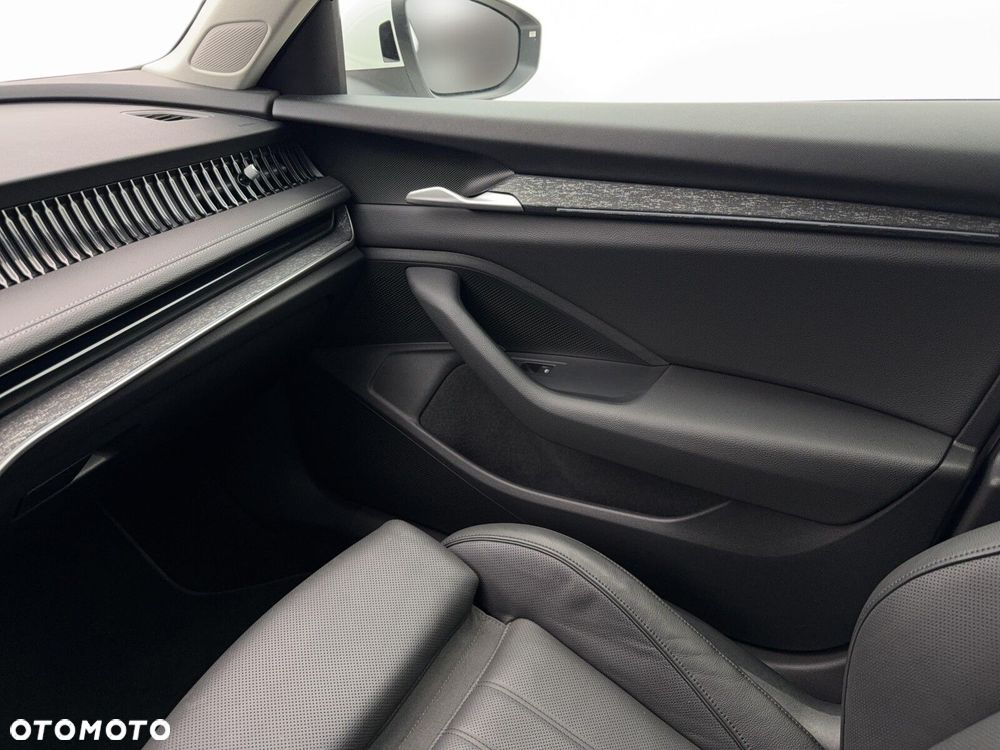 Skoda Superb 2.0 TDI SCR 4x4 Selection DSG - 31