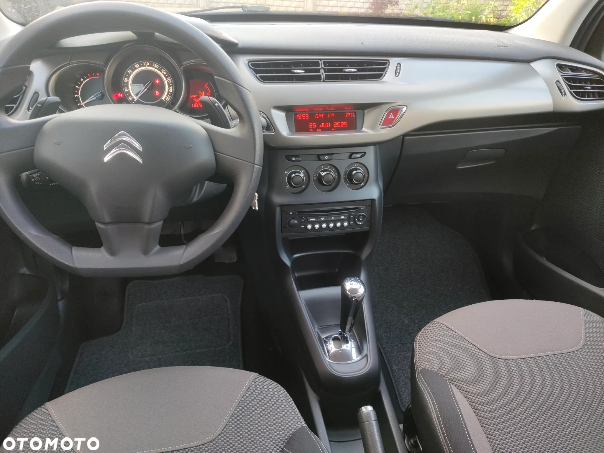 Citroën C3 e-HDi 70 EGS Tendance - 13
