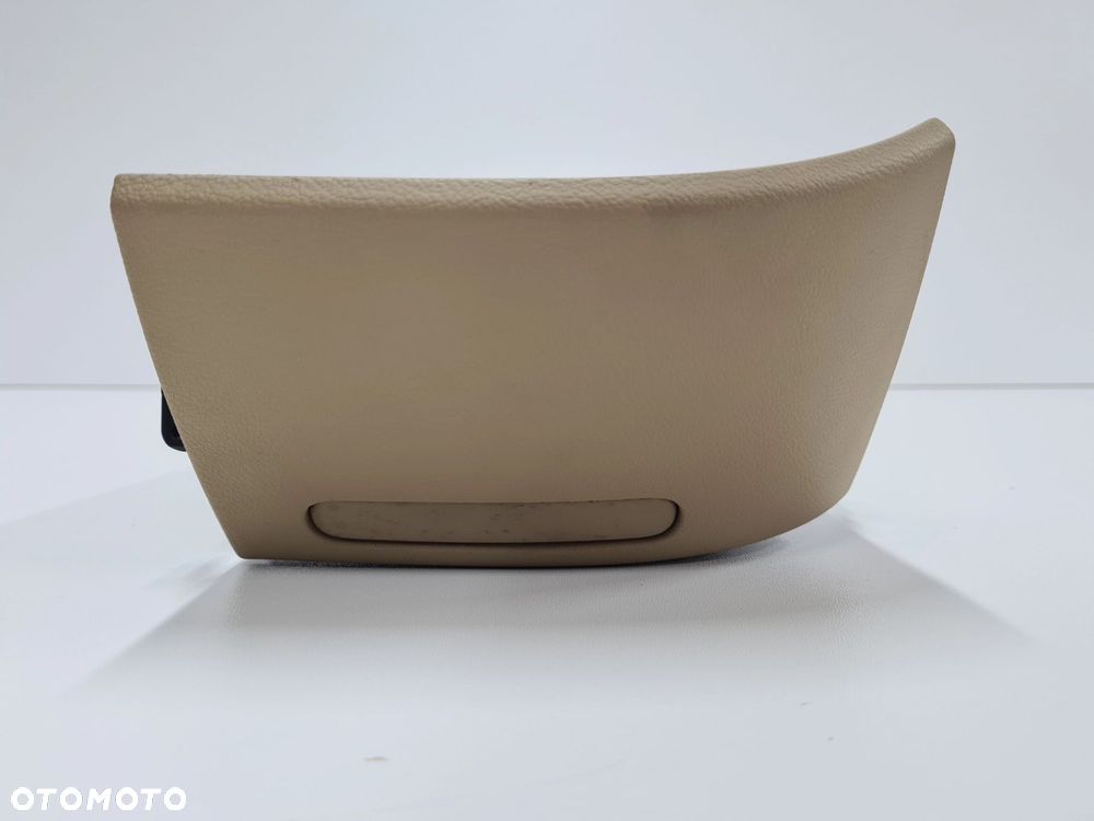 VW T5 MULTIVAN uchwyt na kubek napoje popielniczka 7H5858601 - 1