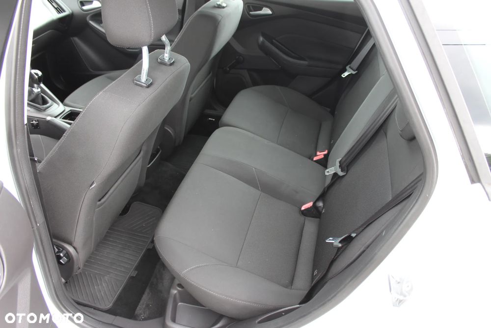 Ford Focus - 17