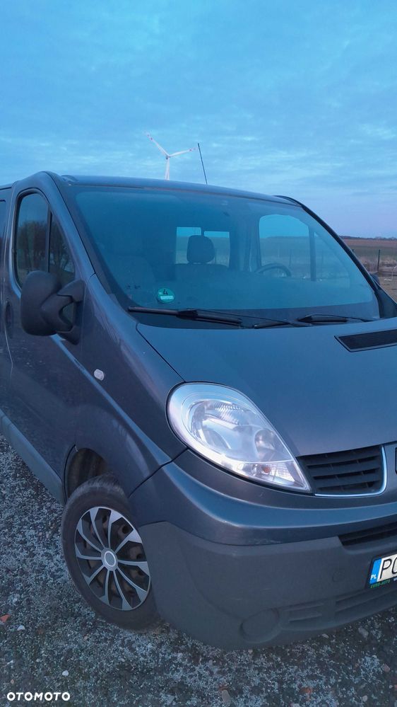 Renault Trafic - 2