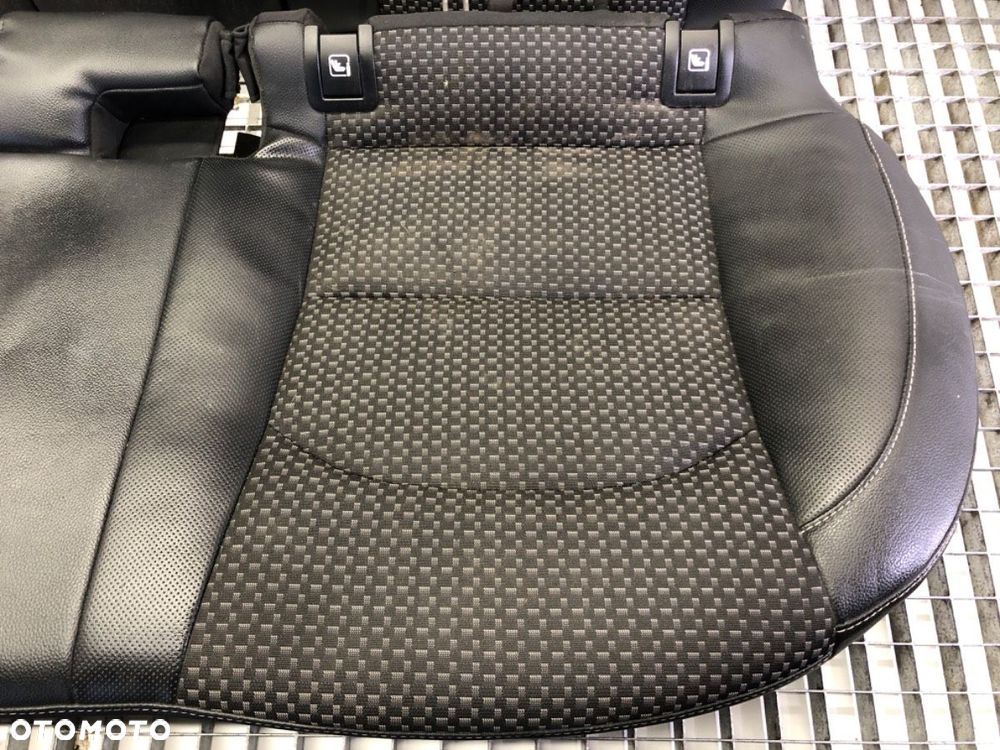 KANAPA DRUGI RZĄD  KIA CEED Sportswagon (CD) 2018 - 2022 1.4 T-GDI 103 kW [140 KM] benzyna 2018 - - 4