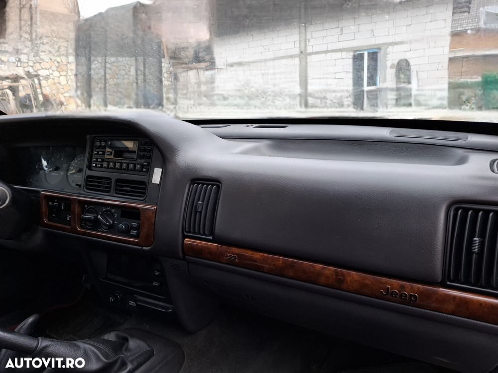 Jeep Grand Cherokee - 6