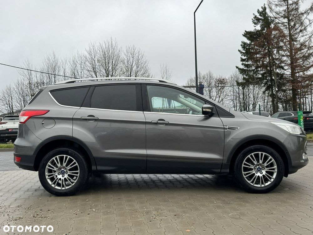Ford Kuga 1.6 EcoBoost 2x4 Titanium - 12