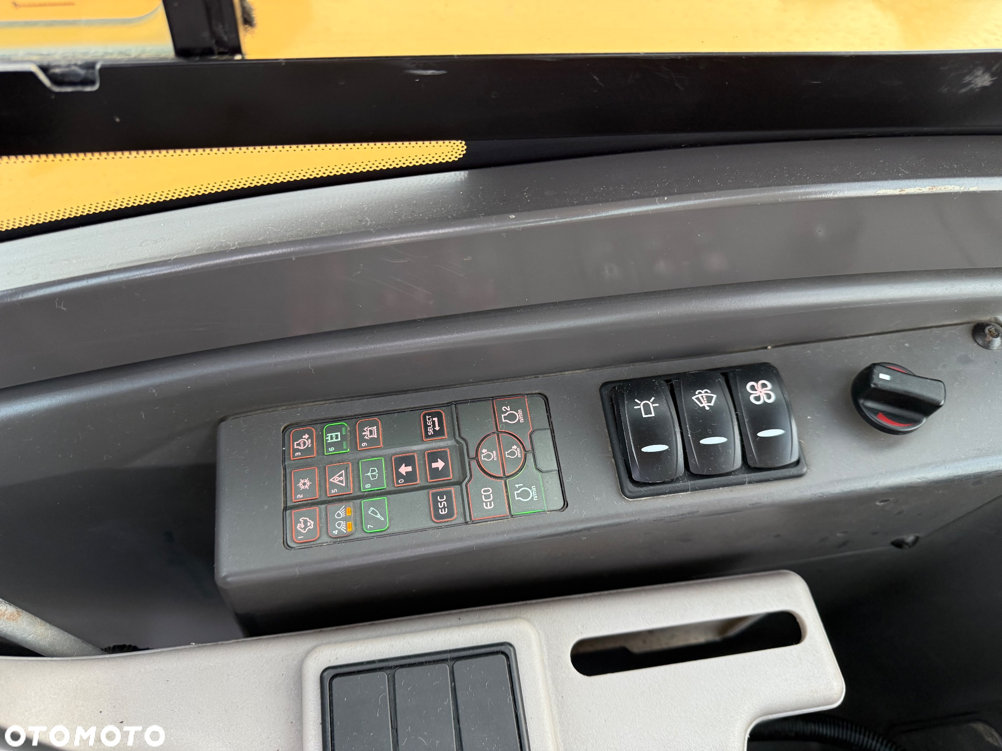 Volvo ECR50D - 16