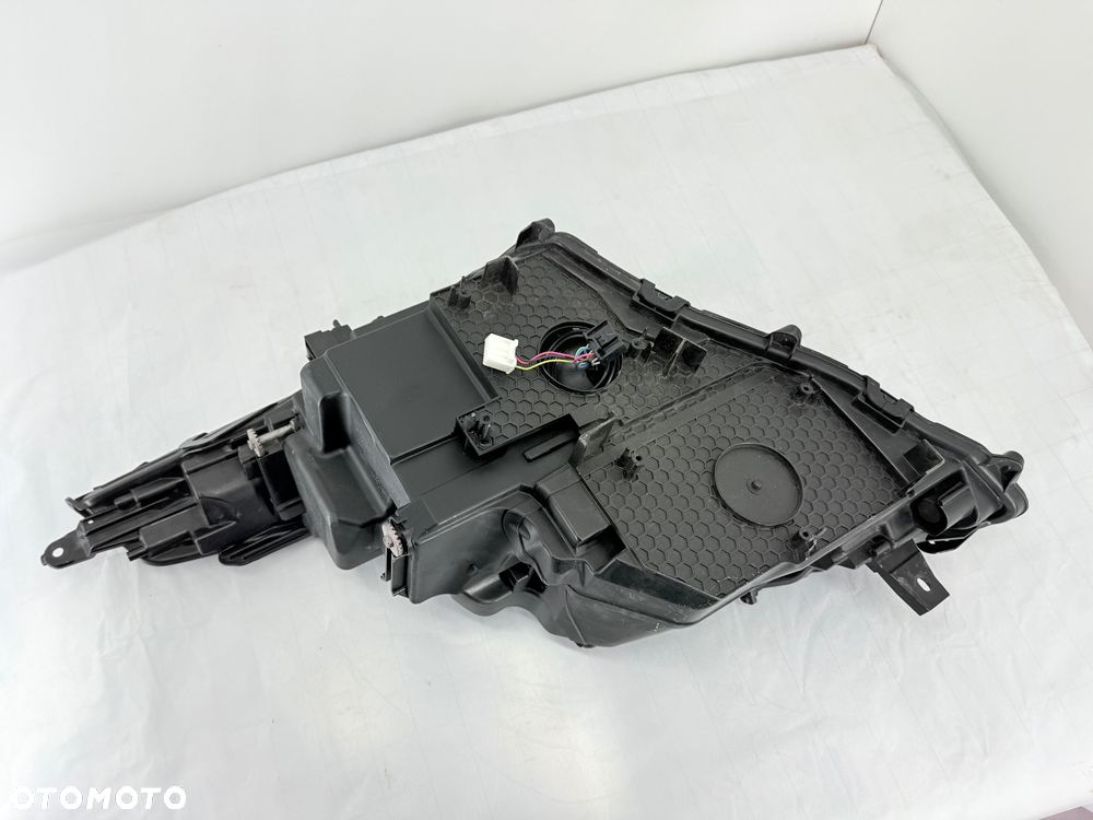Reflektor Lampa prawa Lexus RX RX450 IV RX450H LIFT FL - 7