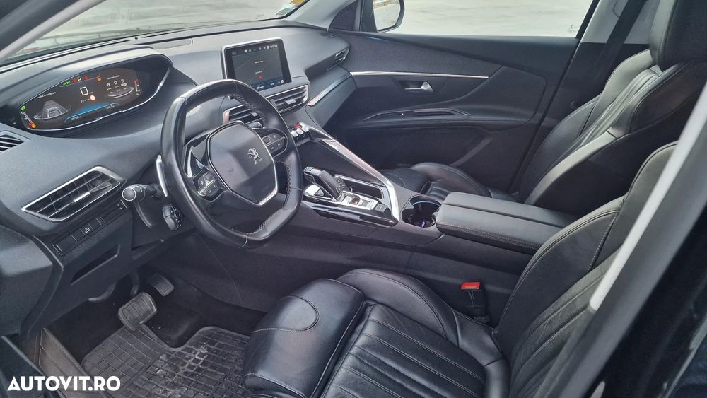 Peugeot 5008 1.2L PureTech EAT8 S&S Allure Pack - 17