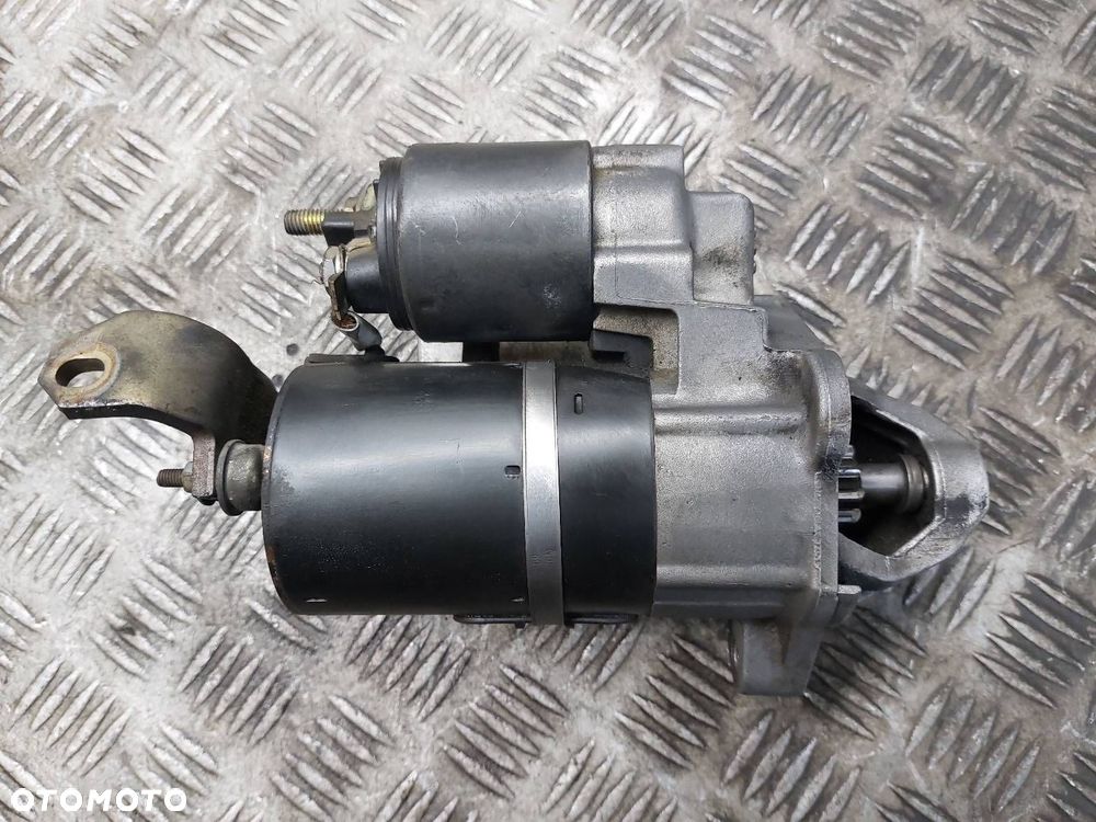 ROZRUSZNIK AUDI A6 C5 1.8 T 06B911023 - 1