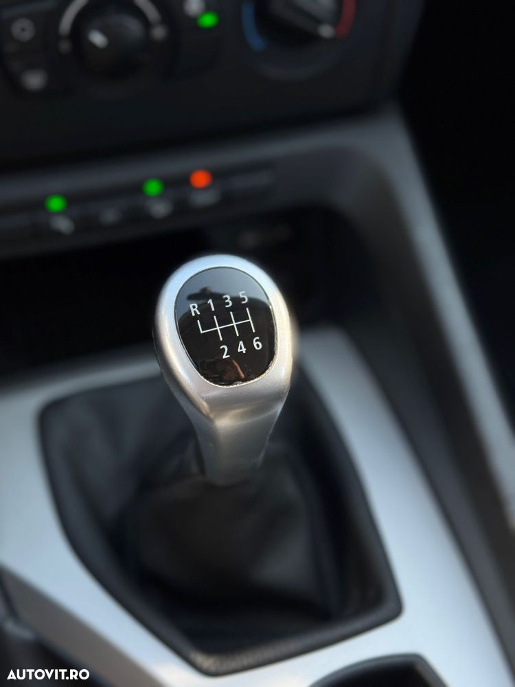 BMW X1 xDrive18d Sport Line - 34