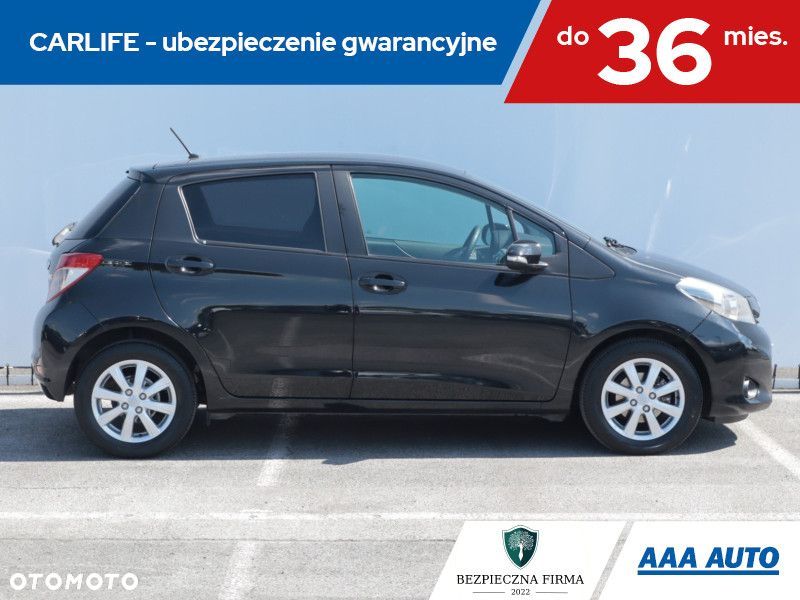 Toyota Yaris - 8