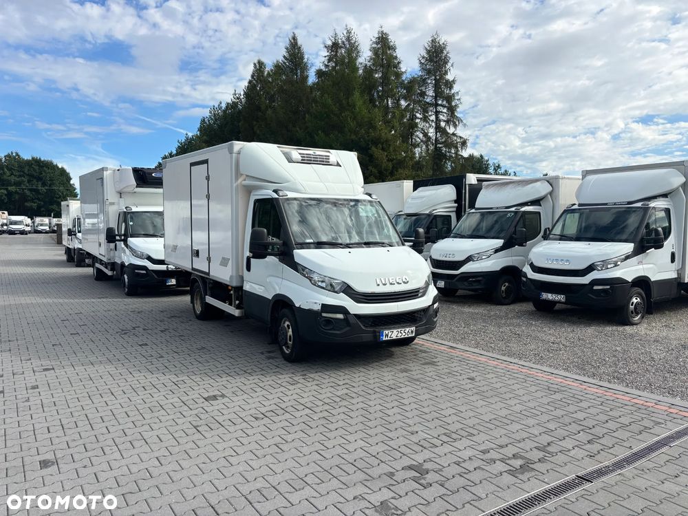 Iveco IVECO DAILY 50C15,50C17,35C15,35C17,35C13,35C14,35C15,35C16 CHLODNIA KONTENER WYWROT KILKANASCIE SZTUK NA PLACU - 1