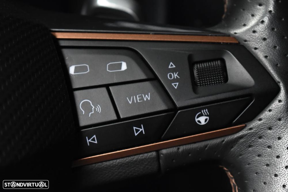 Cupra Leon 1.4 e-Hybrid VZ DSG - 32