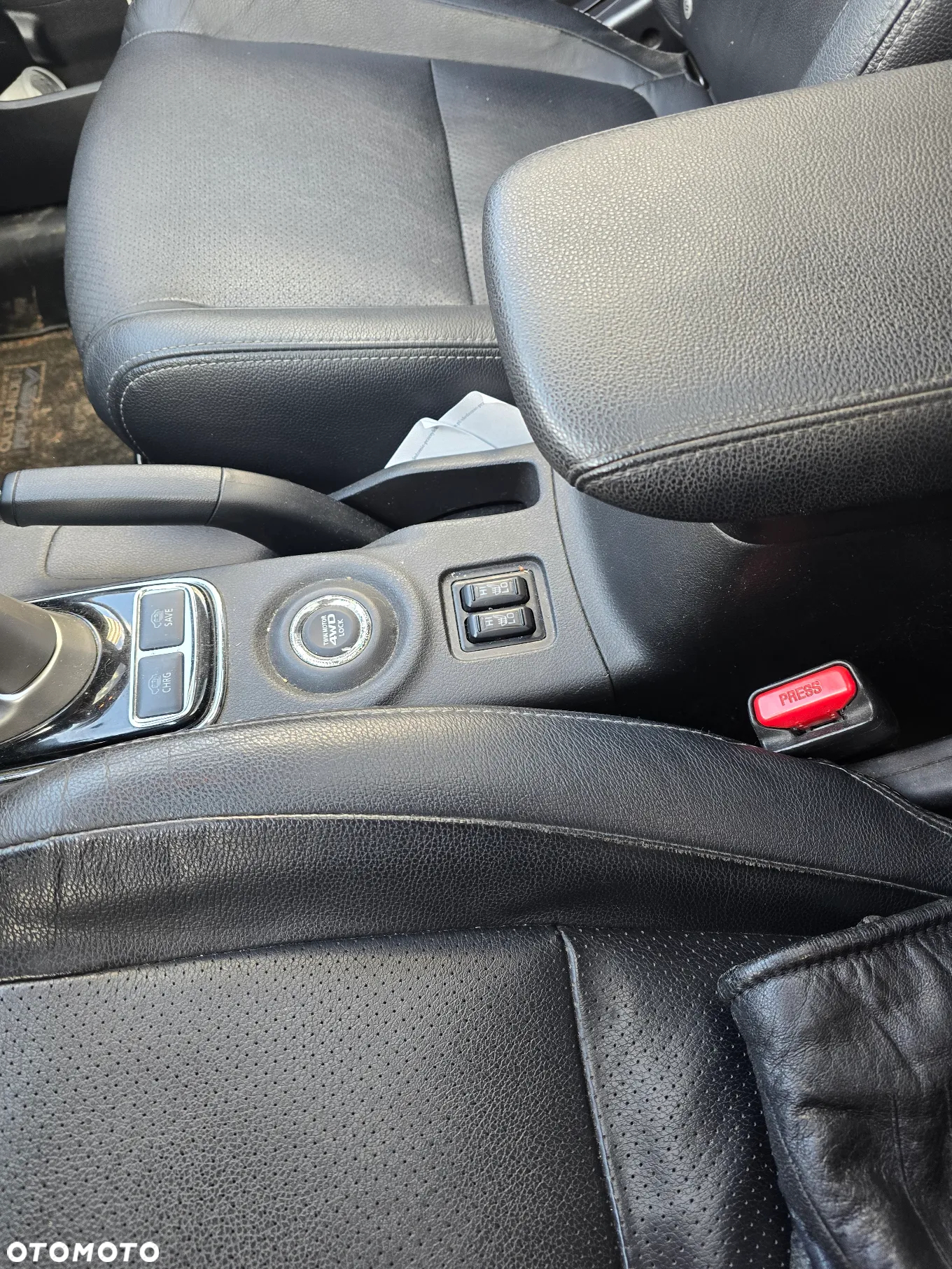 Mitsubishi Outlander 2.0 4WD Plug-In Hybrid Plus - 6