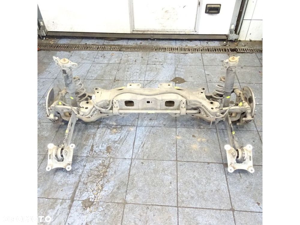 OPEL INSIGNIA B 2.0CDTI TYLNA BELKA OŚ TYLNA - 1