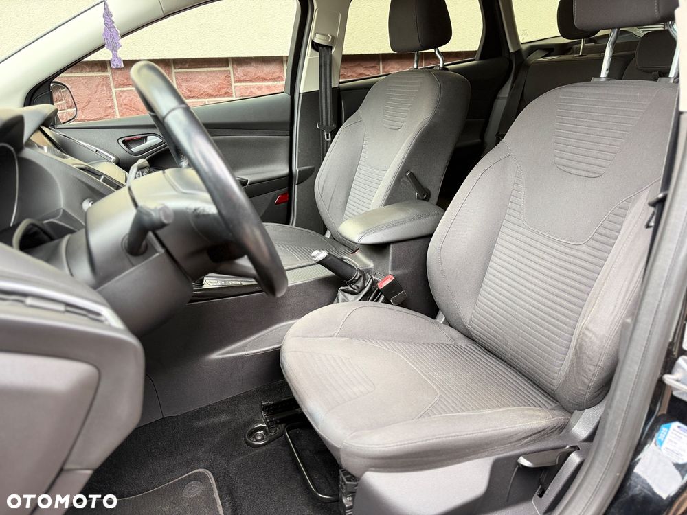 Ford Focus 1.5 EcoBoost STart-Stopp-System TITANIUM - 17