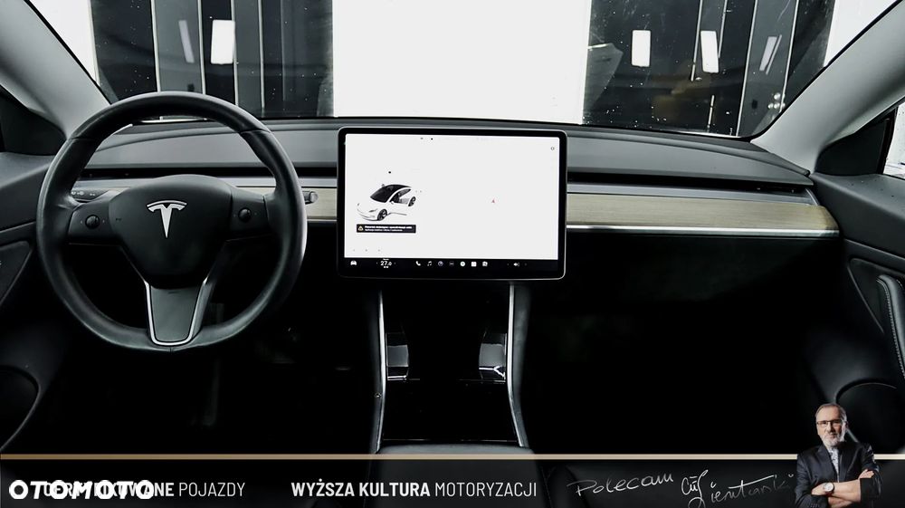 Tesla Model 3 Standard Reichweite Plus Hinterradantrieb - 17