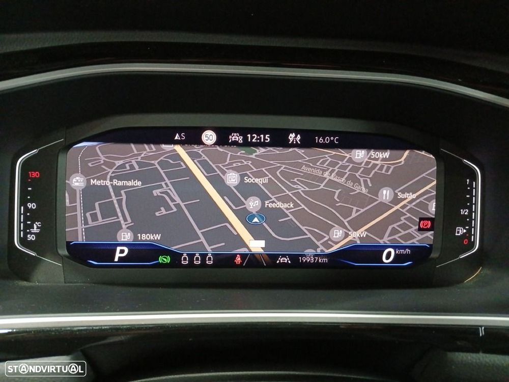 VW T-Roc 2.0 TDI R-Line DSG - 17