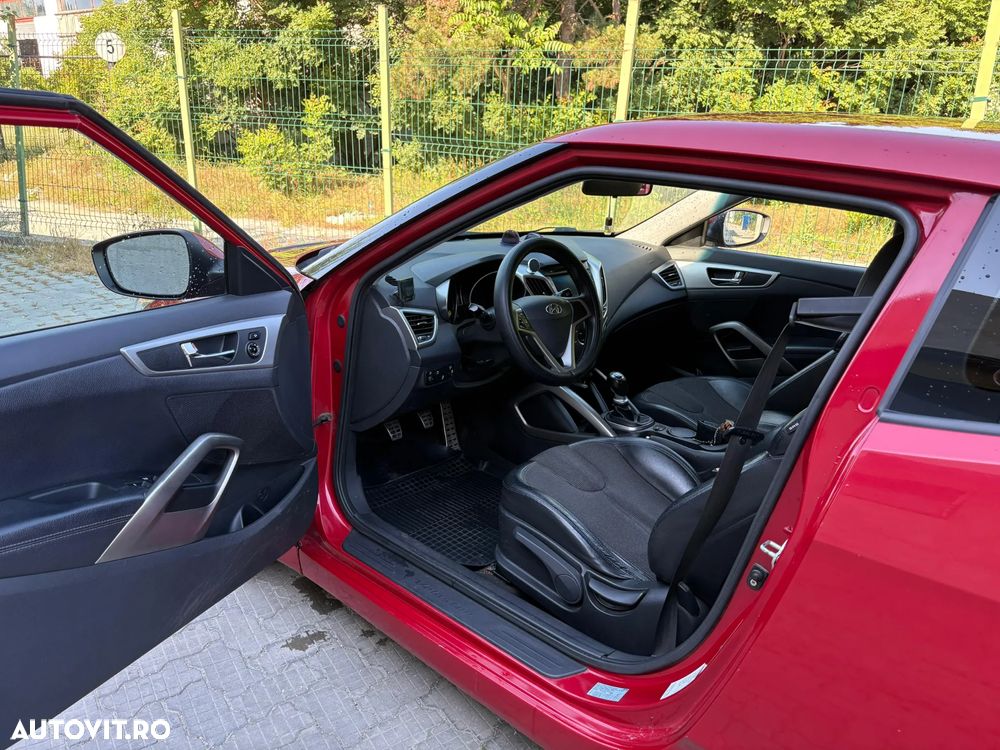 Hyundai Veloster 1.6 GDi DOHC - 8