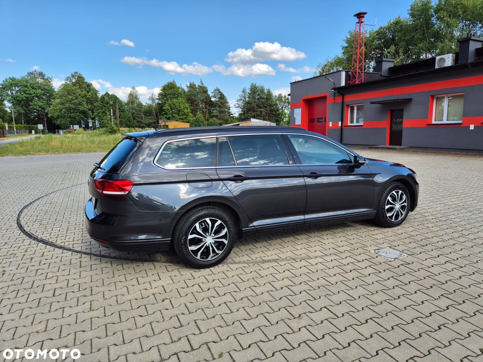 Volkswagen Passat Variant 2.0 TDI SCR DSG Highline - 14