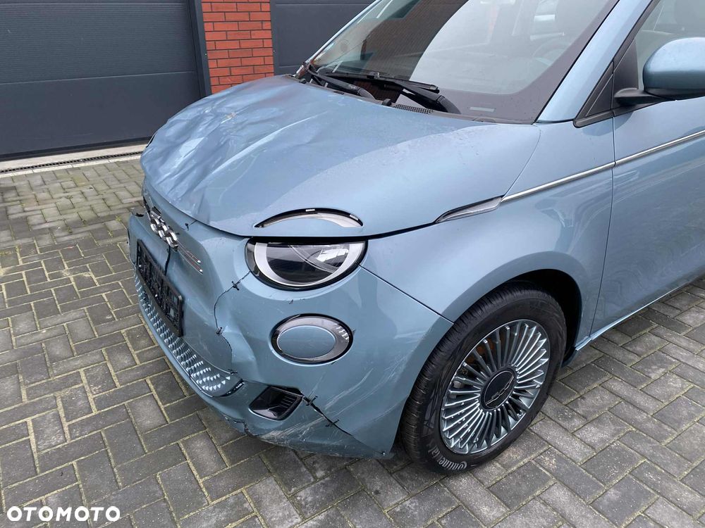 Fiat 500e La Prima - 22